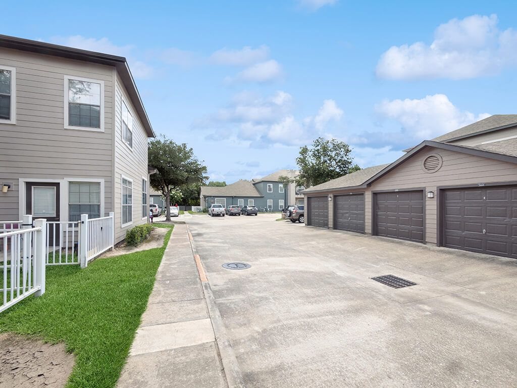 Exterior walkway at Fallbrook Ranch in Houston TX
